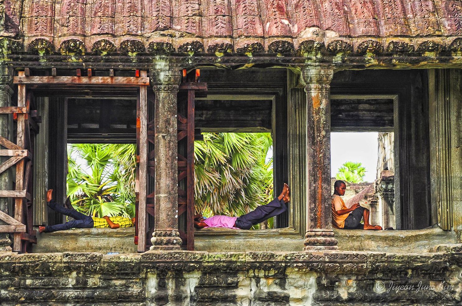 Angkor Wat nap break
